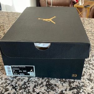 Nike Jordan empty box